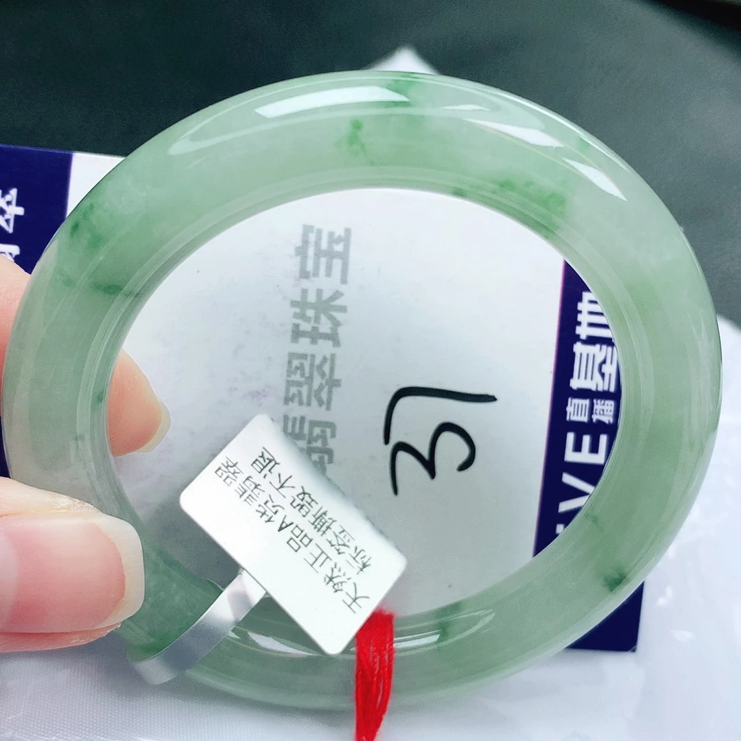 翡翠未镶嵌手镯缅甸天然A货翡翠手镯