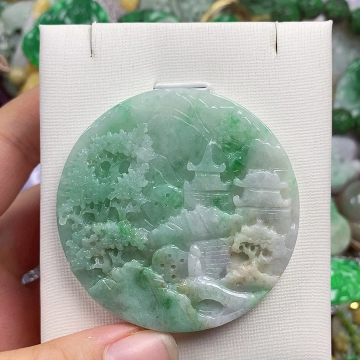 翡翠未镶嵌吊坠(赠链)