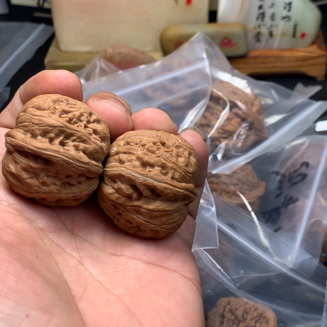 霜***月把件文玩核桃元宝