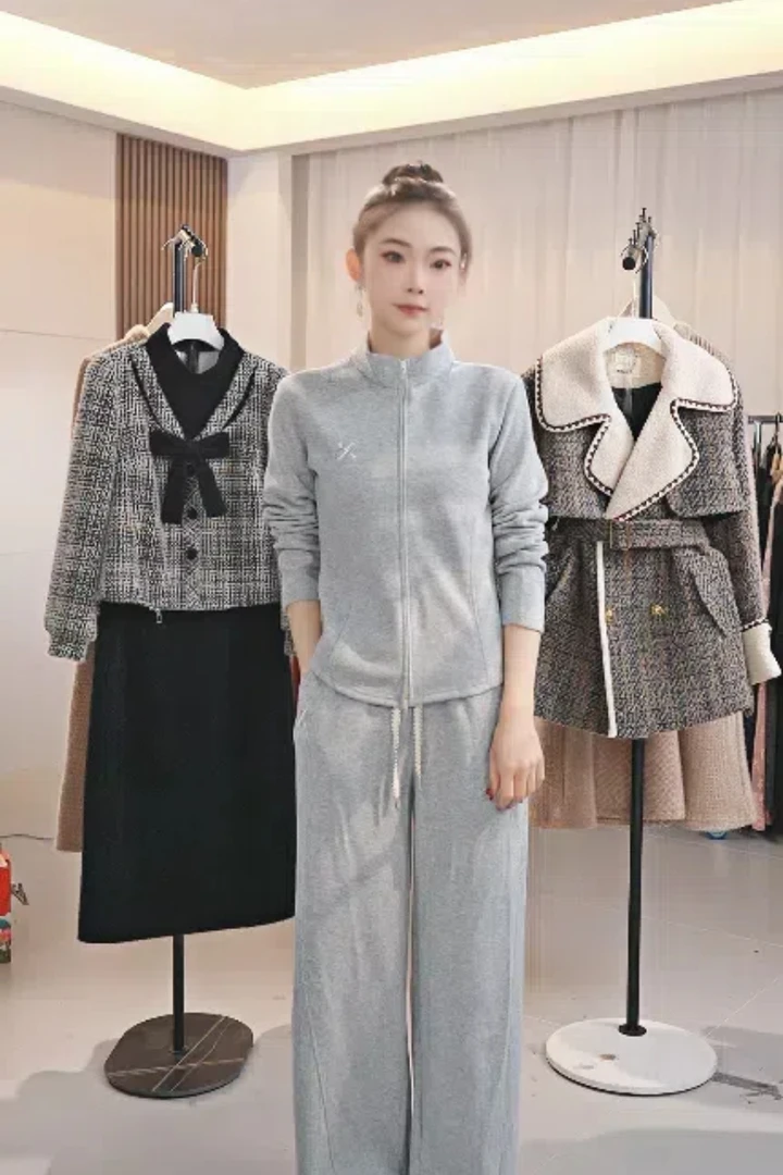 2025新款春季运动休闲显瘦收腰时尚套装