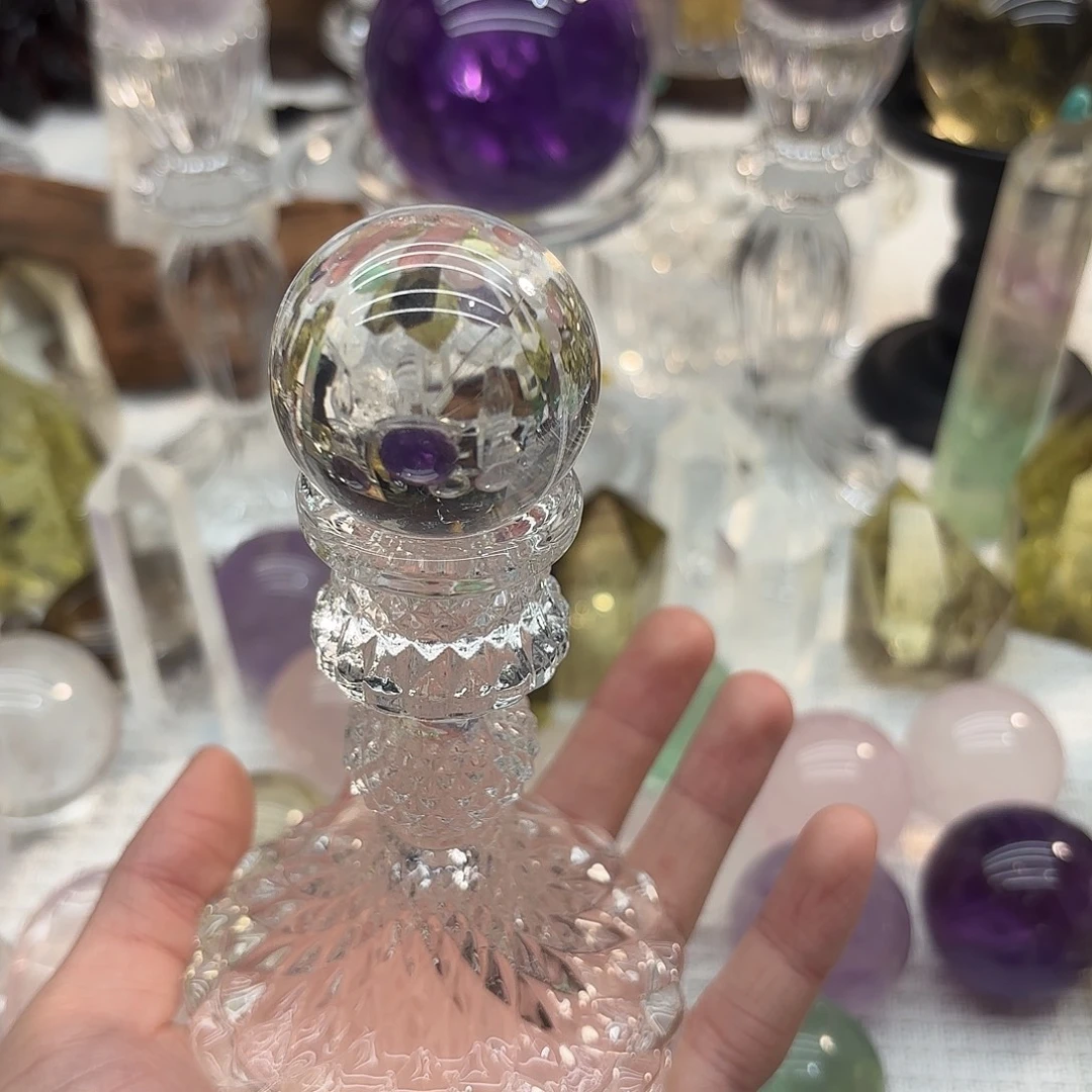 芮****未镶嵌珠宝半成品水晶