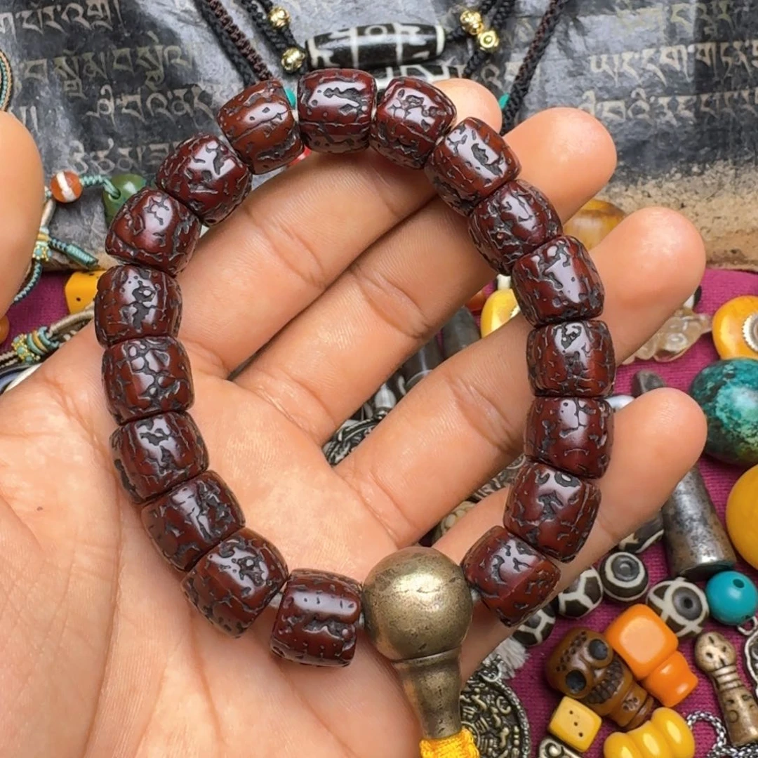 金刚菩提手串如图