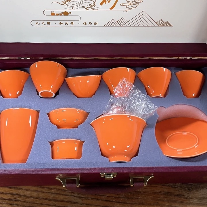 孤品茶具套装等。