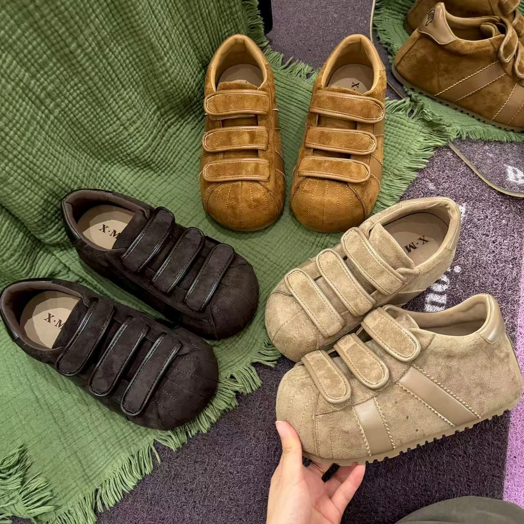 2025年秋季新款时尚百搭厚底增高小个子魔术贴秋冬搭配外穿女单鞋