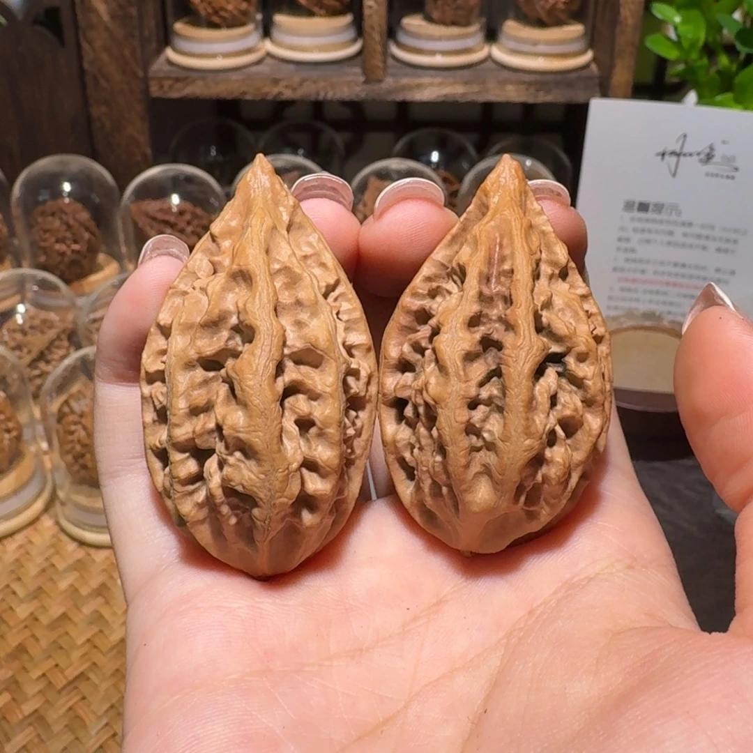 把件文玩核桃玉蛟龙