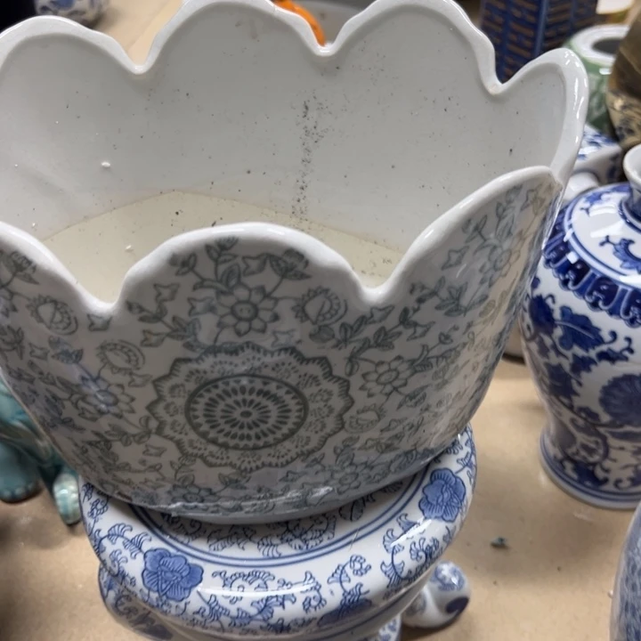 瓷片微瑕。。。。。。。。。。。。。。