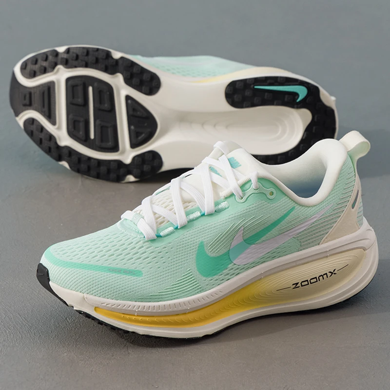 耐克NIKE女跑鞋2025新款Vomero18缓震透气公路运动鞋跑步鞋IH7349