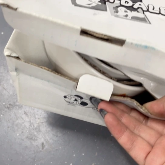 卡***球金葡萄瓷器欢迎您