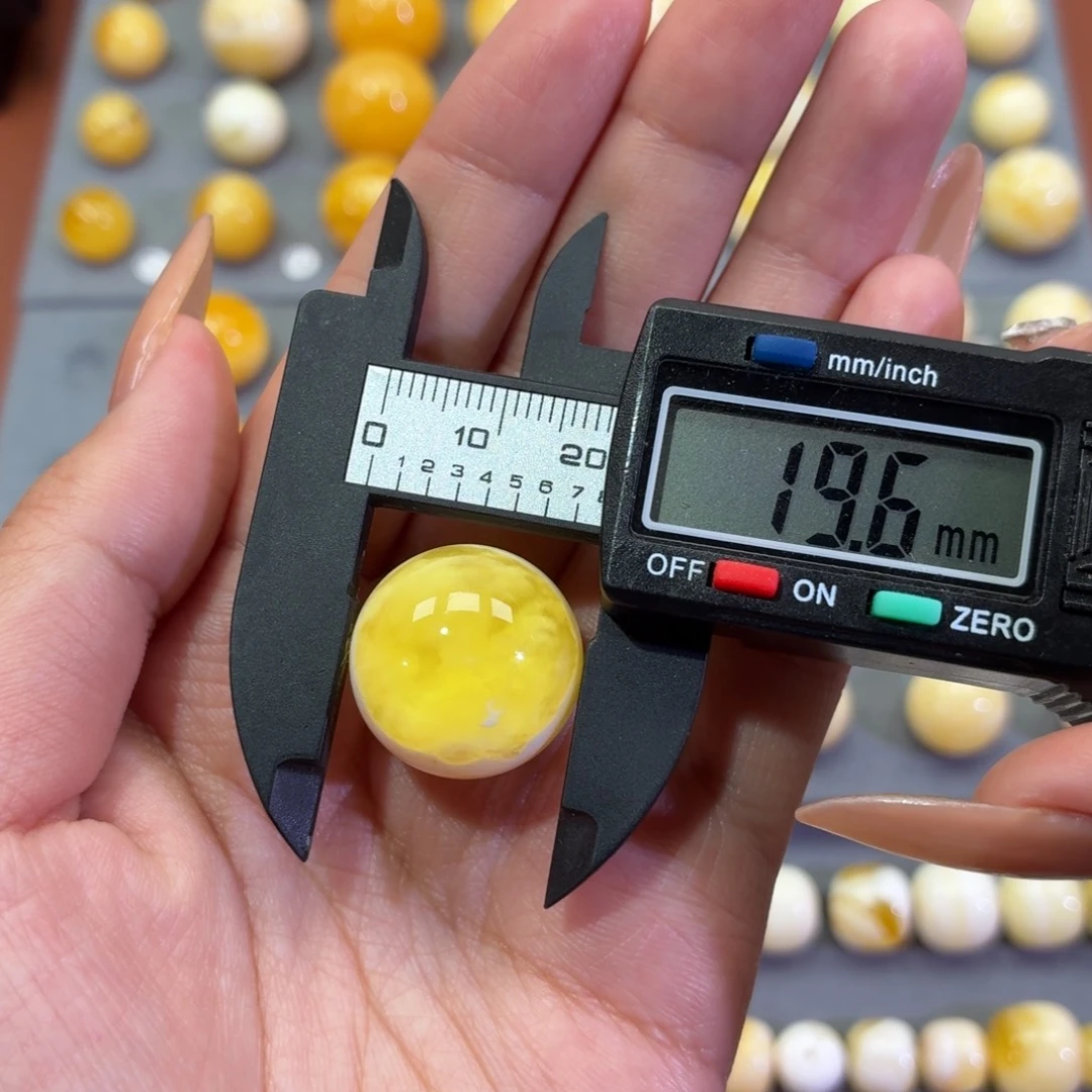 琥珀未镶嵌裸石微瑕圆珠