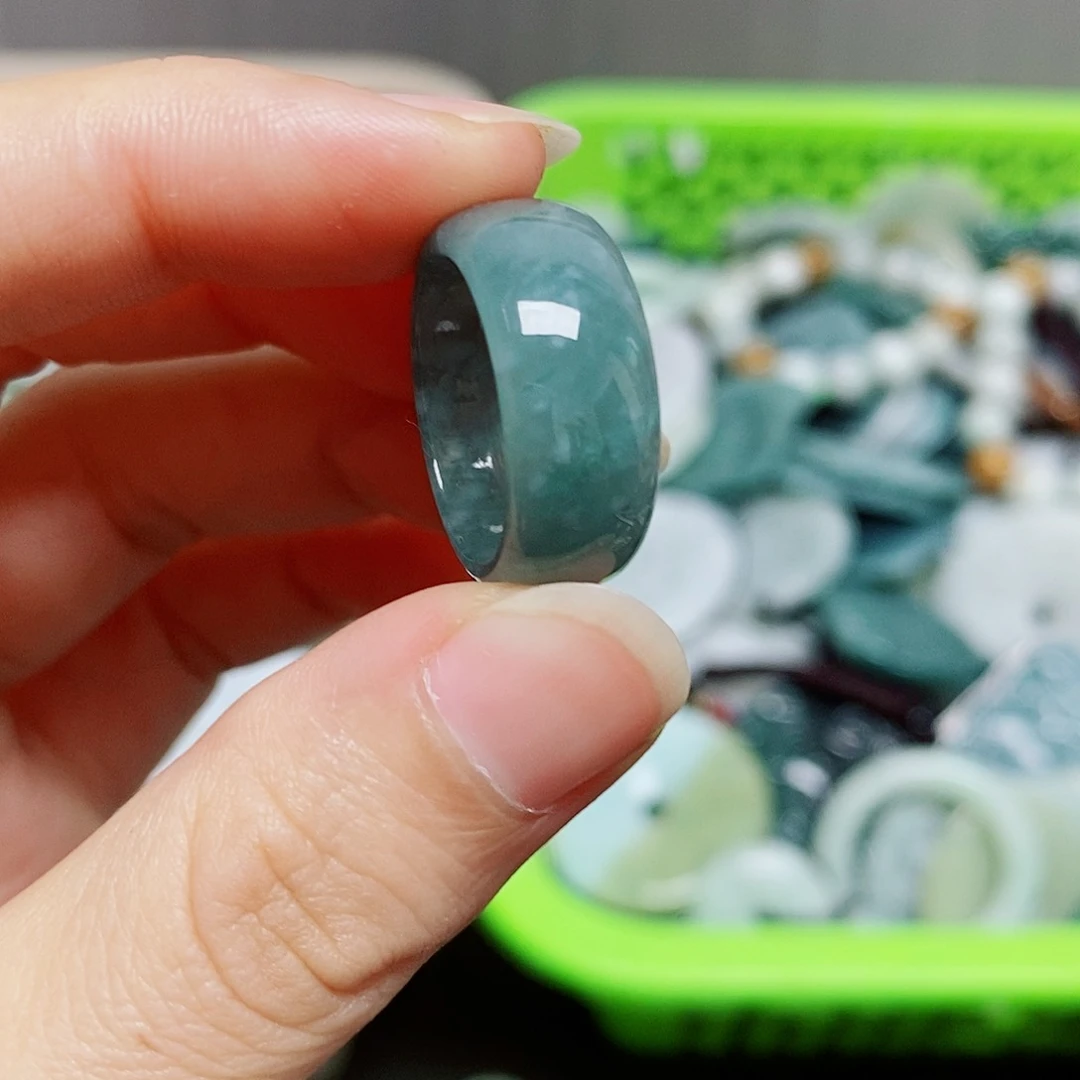 颈饰未镶嵌翡翠纯天然