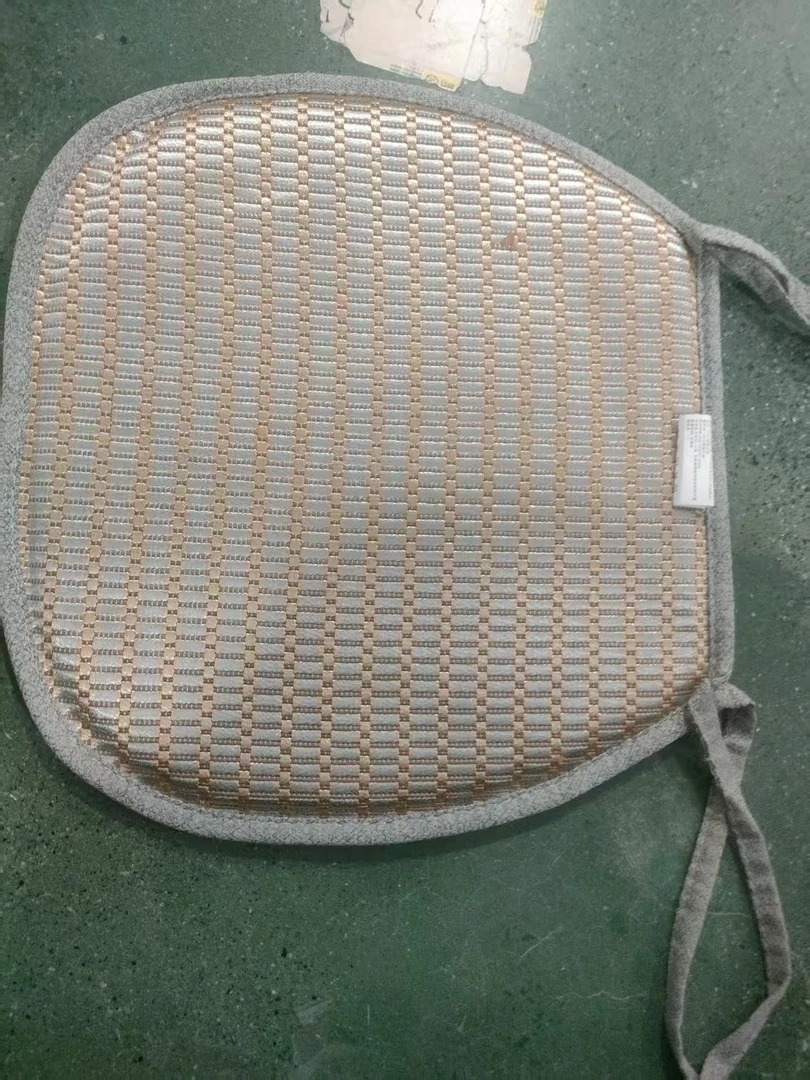 金色藤席坐垫43*41圆弧形发2个