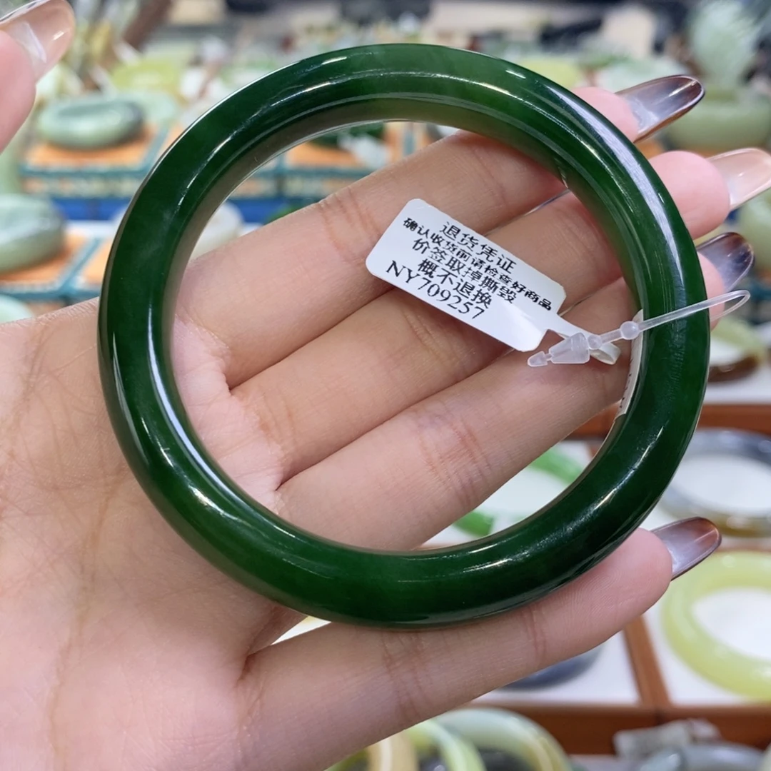 和田玉未镶嵌手镯俄料辣阳绿59/60