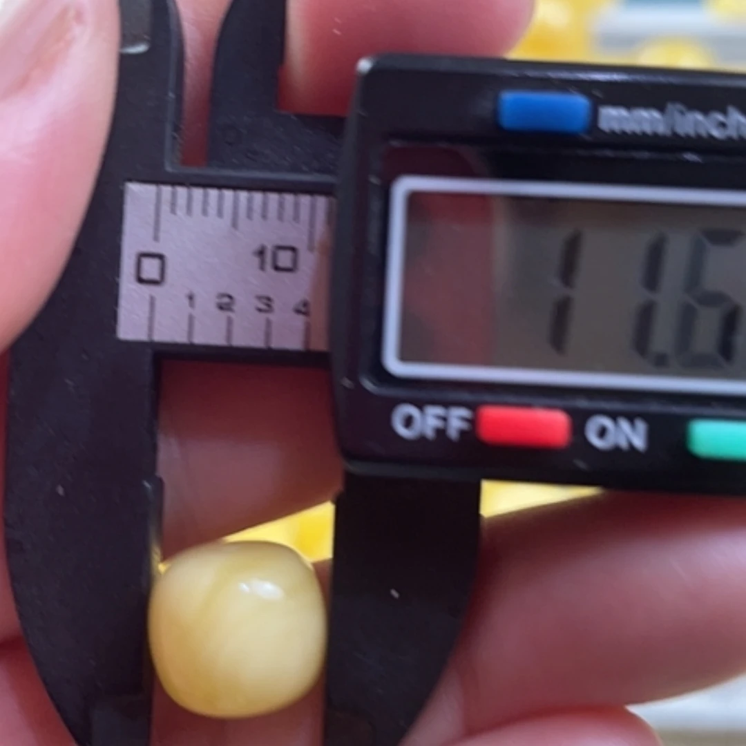 【闪购商品】琥珀裸石未镶嵌1号