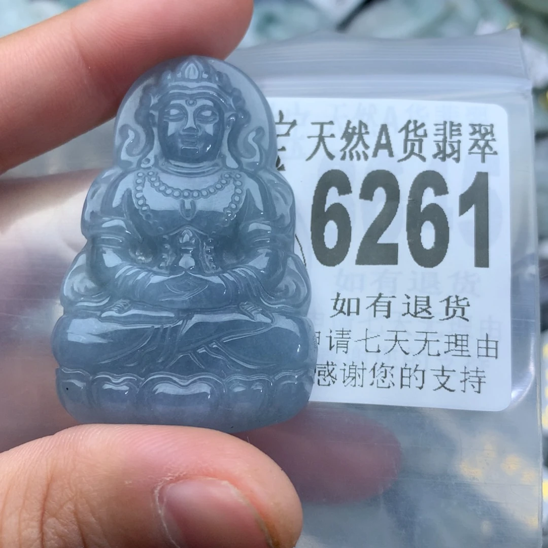 翡翠颈饰未镶嵌6261。