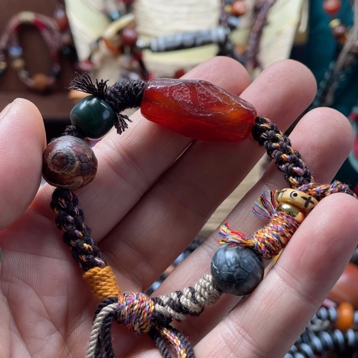 玛瑙/玉髓颈饰未镶嵌