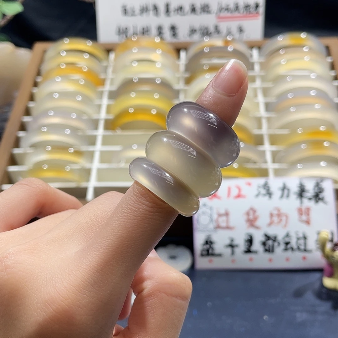 玛瑙/玉髓未镶嵌手镯