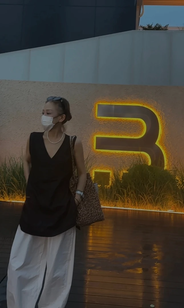 666 亚麻V领无袖背心宽松显瘦上衣