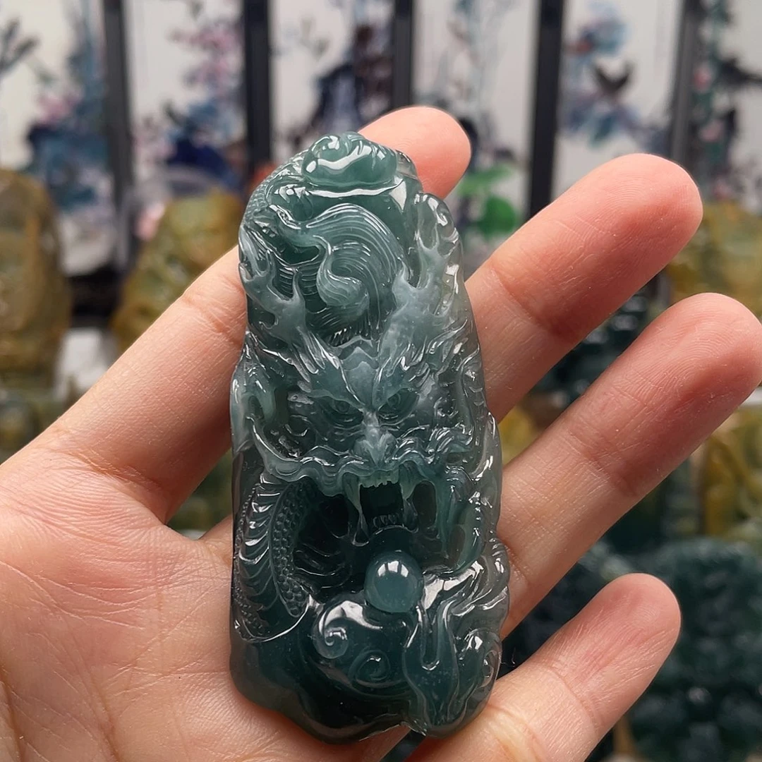j***n翡翠未镶嵌颈饰天然翡翠a货龙