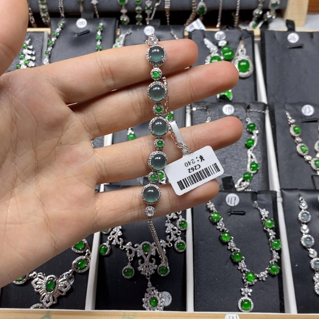 翡翠颈饰银S925镶嵌C**y翡翠手链