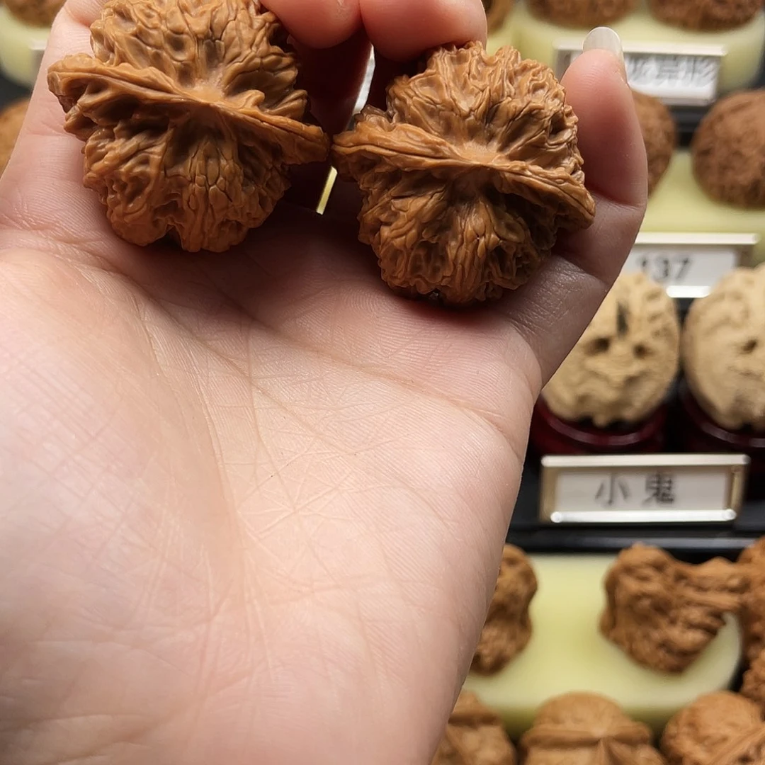 文玩核桃把件无*极苹果园316