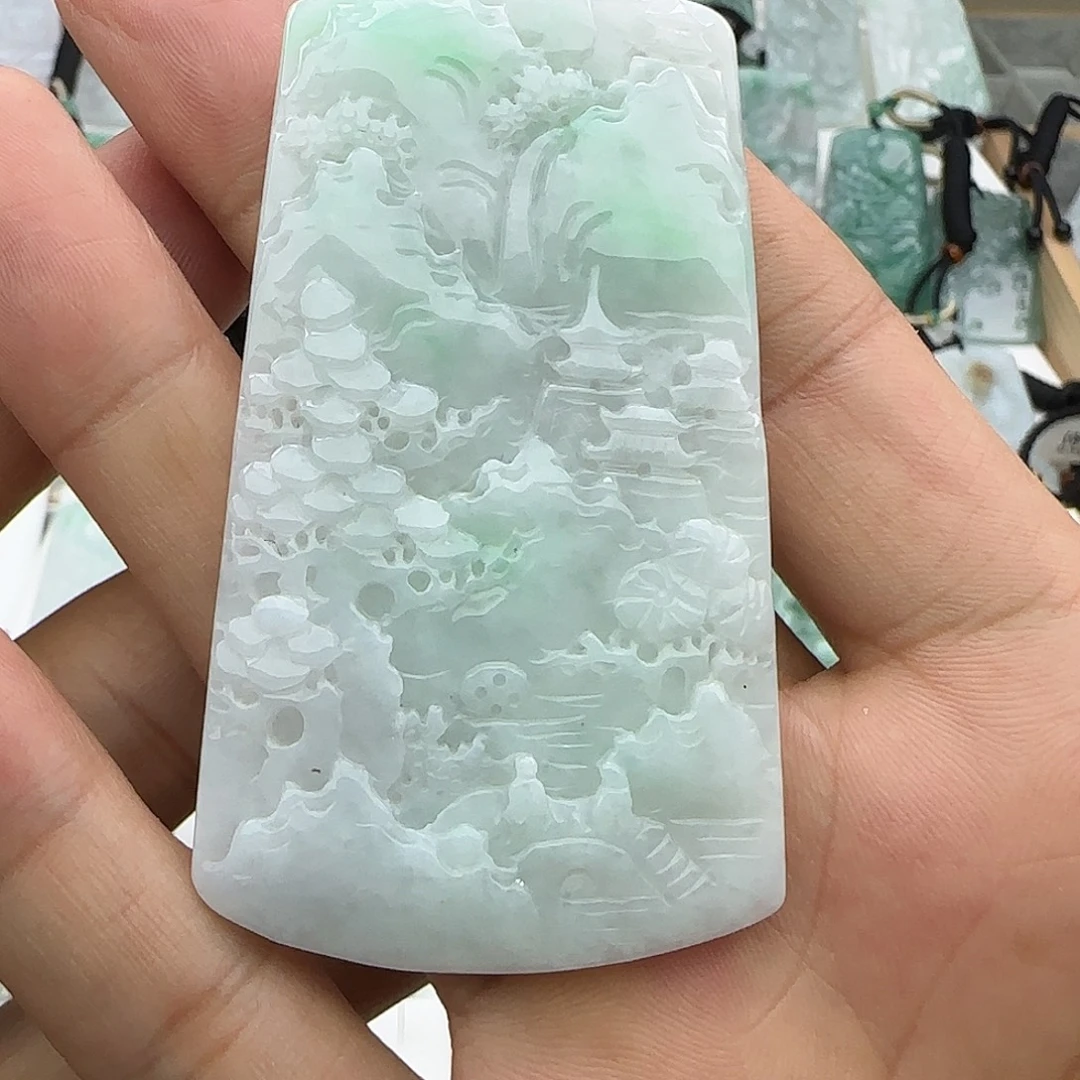 翡翠未镶嵌颈饰翡翠