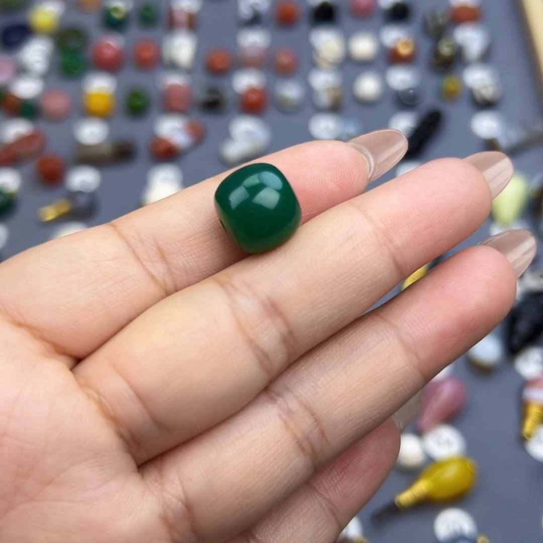 玛瑙/玉髓饰品未镶嵌