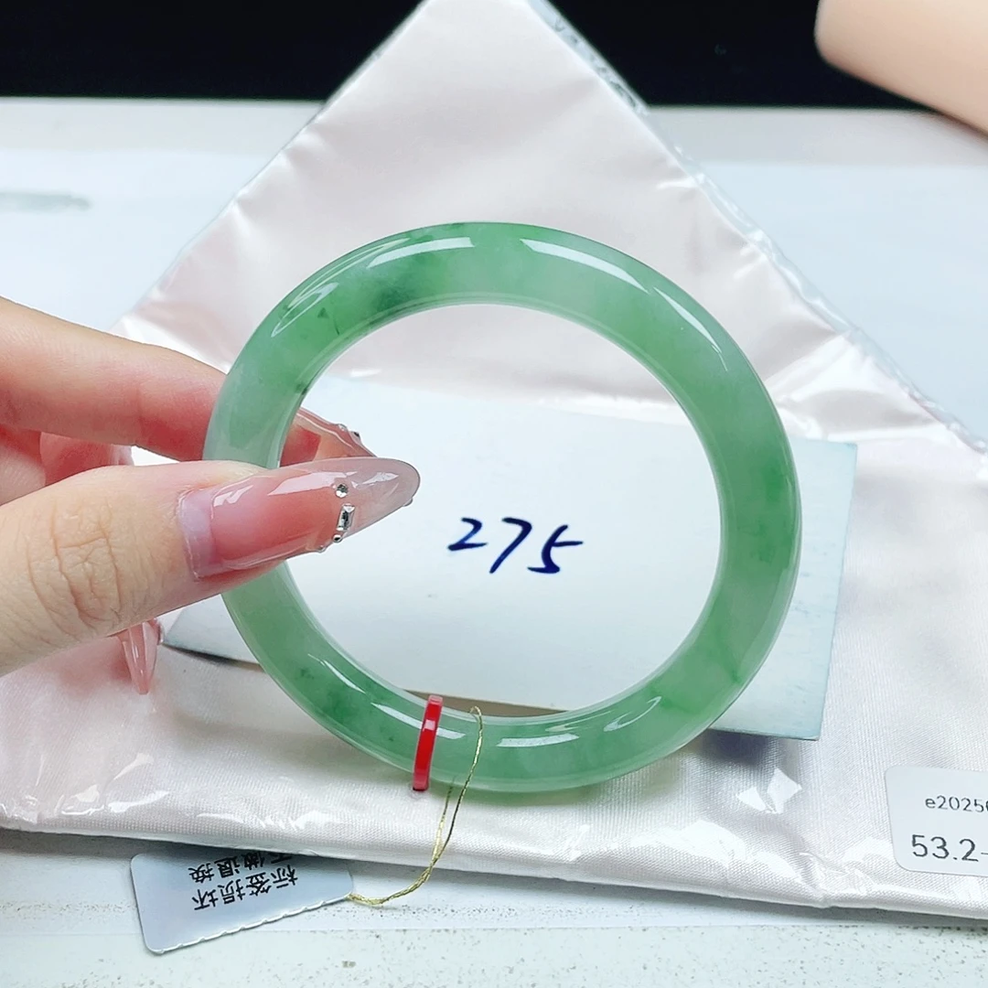 翡翠未镶嵌手镯（圆镯）53
