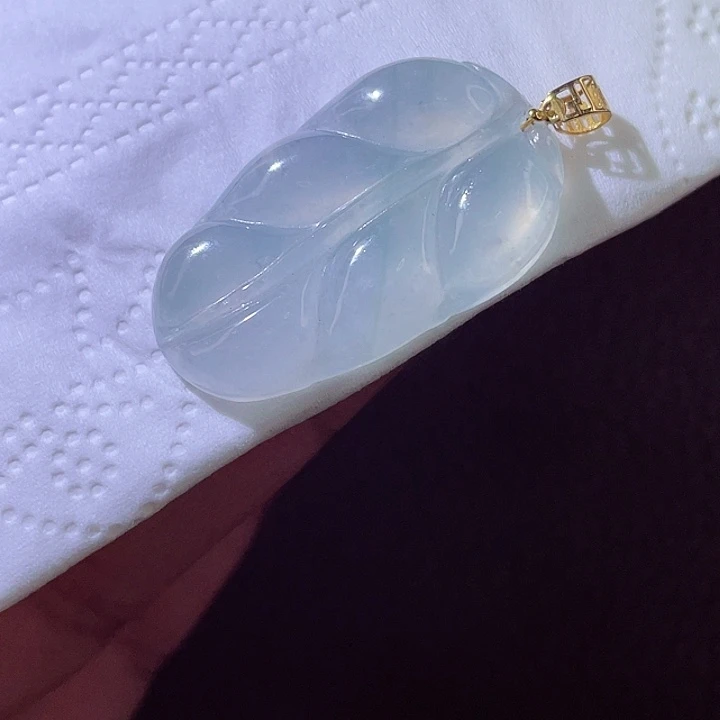 颈饰18K金镶嵌翡翠翡翠