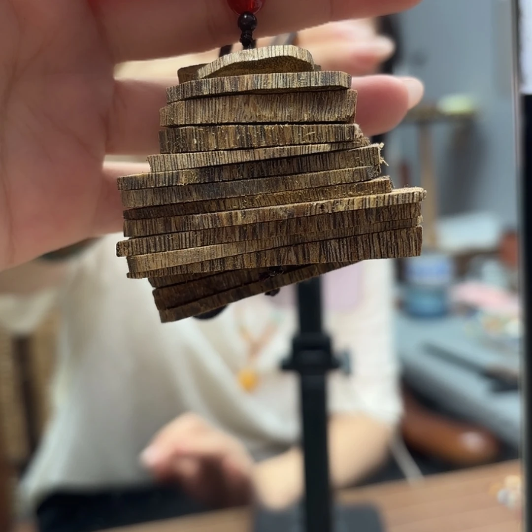 颈饰未镶嵌南红玛瑙车挂