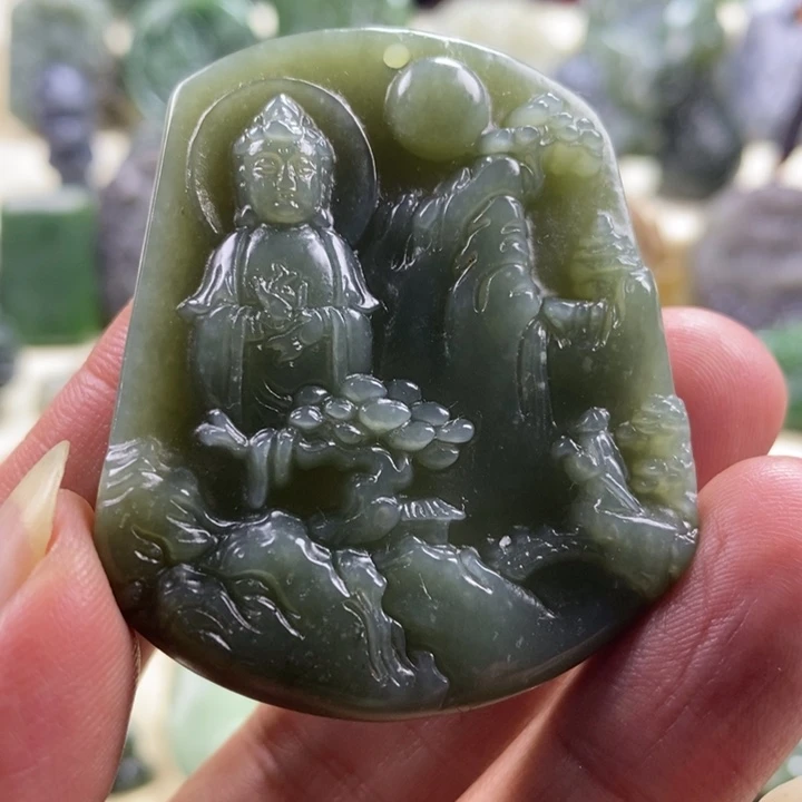 和田玉未镶嵌颈饰