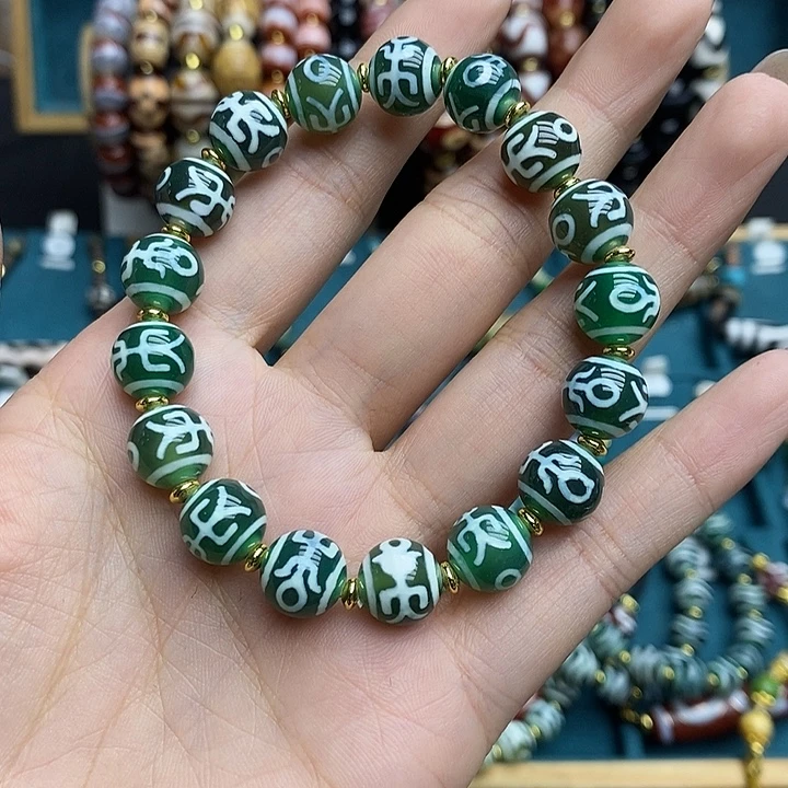 玛瑙/玉髓合金颈饰