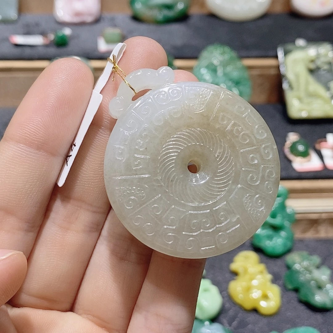 豫***瀚独山玉未镶嵌吊坠