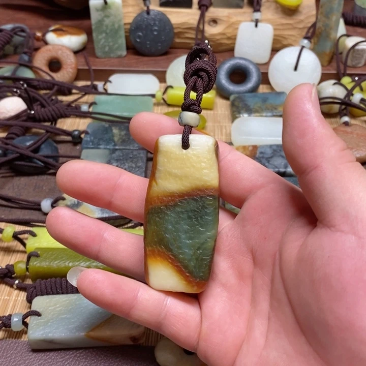 蛇纹石玉挂件未镶嵌无**6