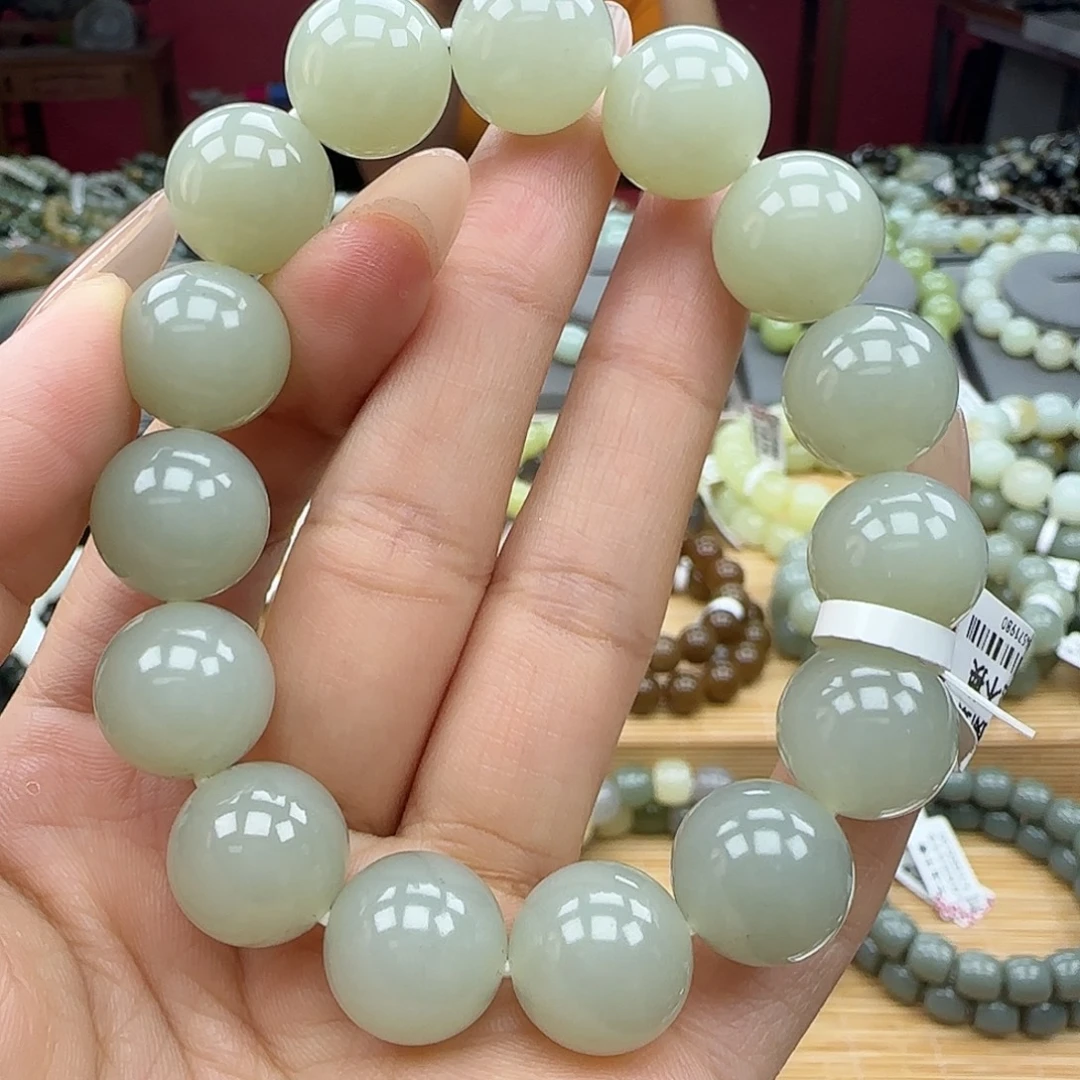 和田玉未镶嵌手串