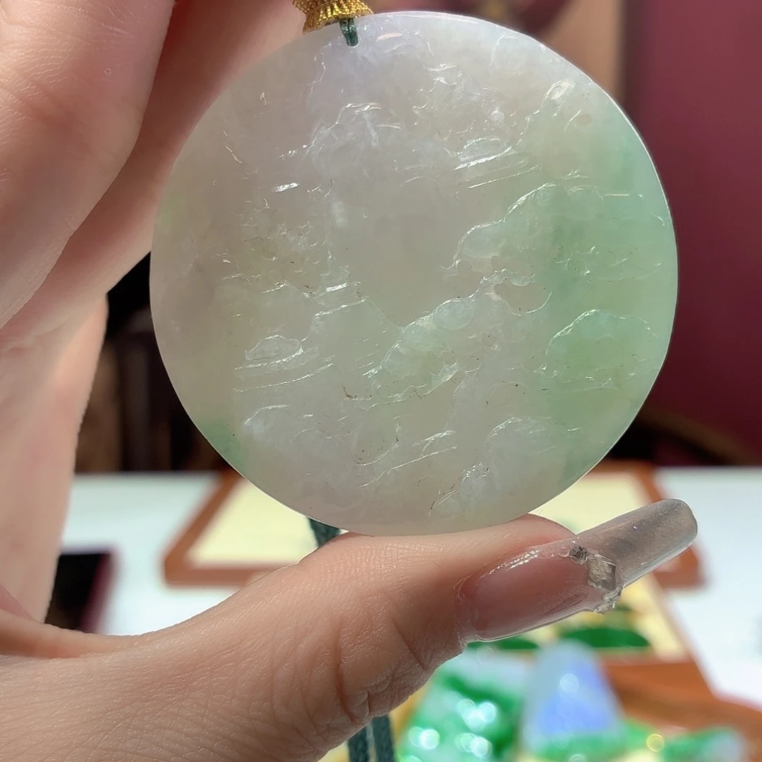 翡翠未镶嵌颈饰翡翠