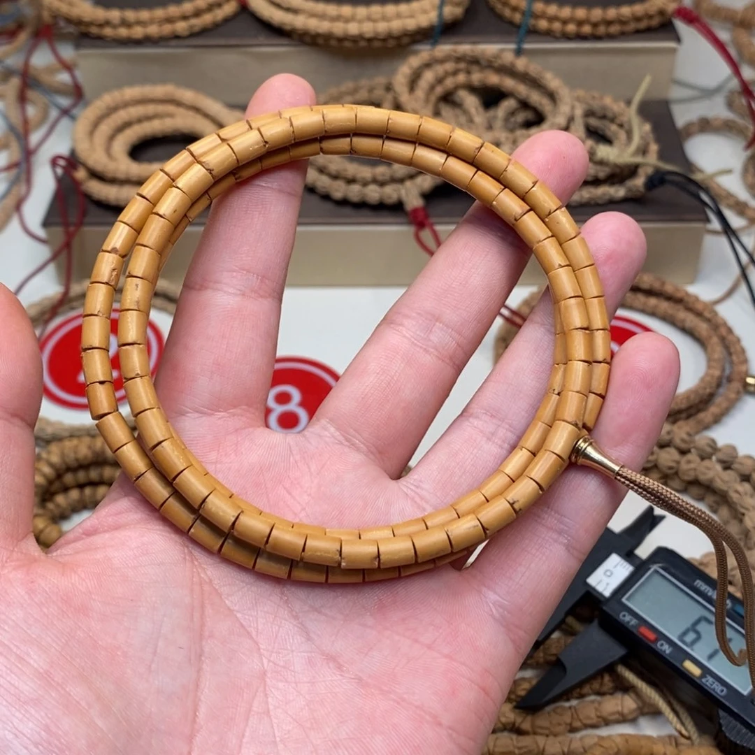 柏香籽/百香籽吊坠小**叔