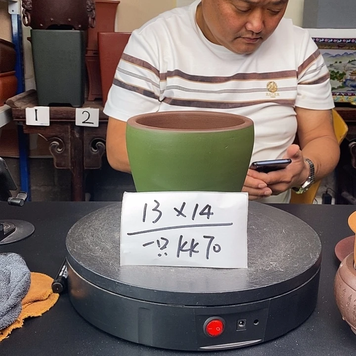 紫砂花盆大*哥货号一只KK70