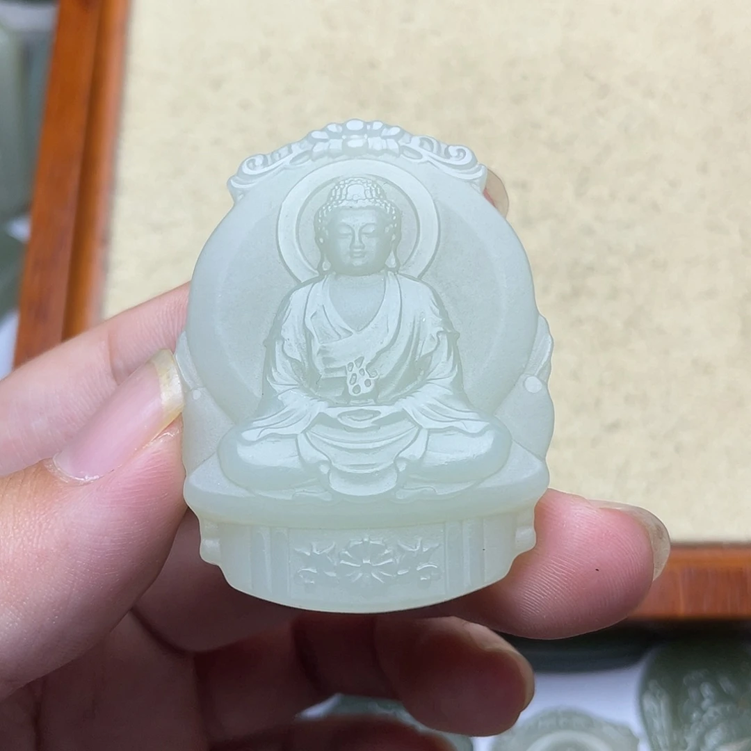 百***合和田玉未镶嵌颈饰