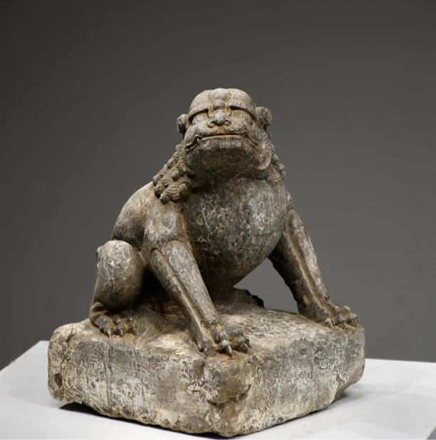 青石案头狮 品相完好