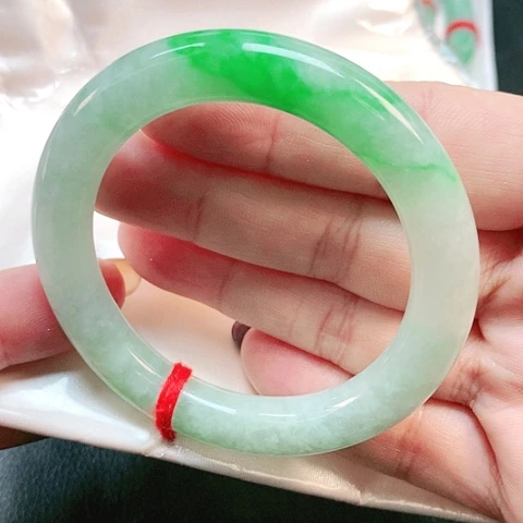 未镶嵌手镯翡翠圆条0985