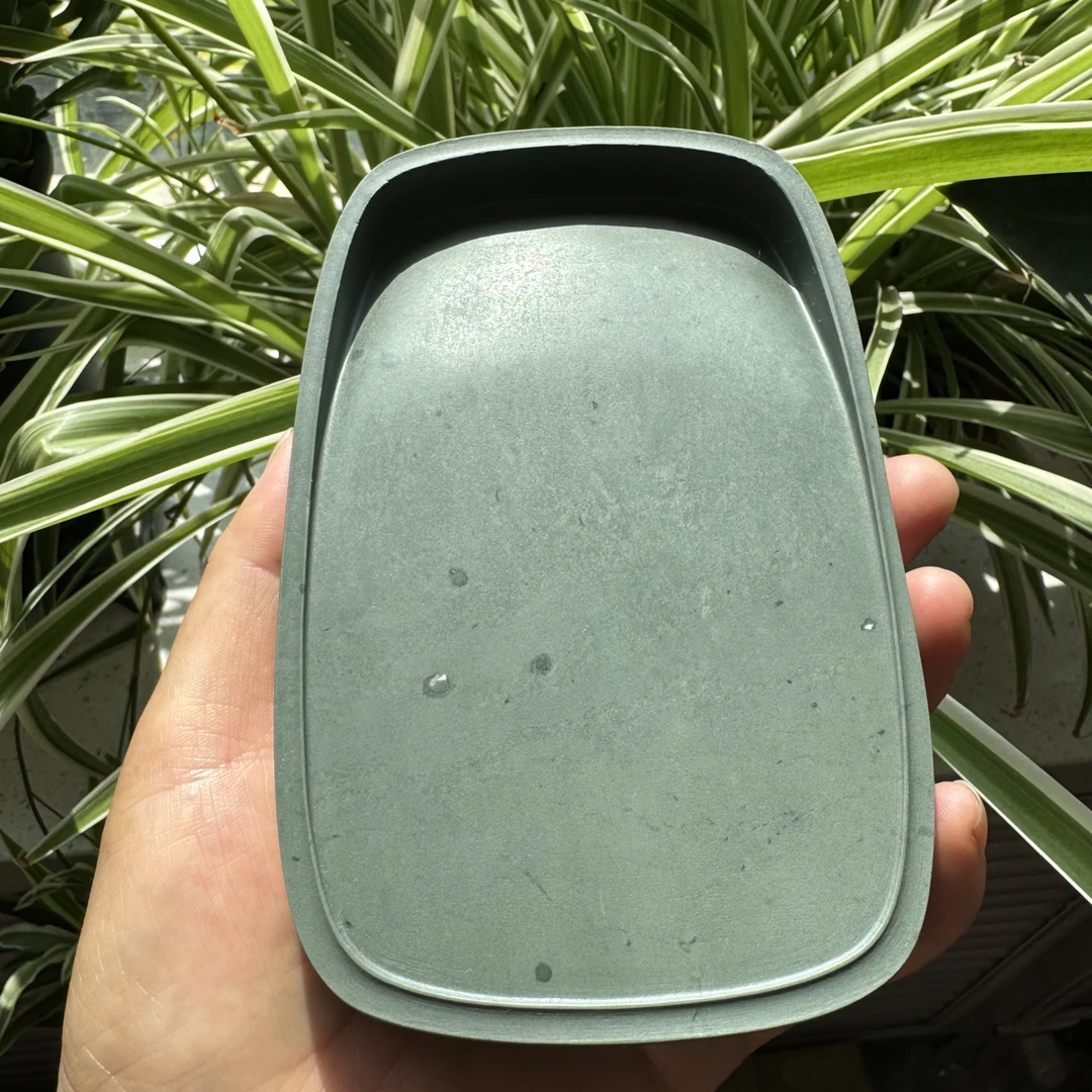 水泉老坑淌尺砚尺寸：14*9*2.1*