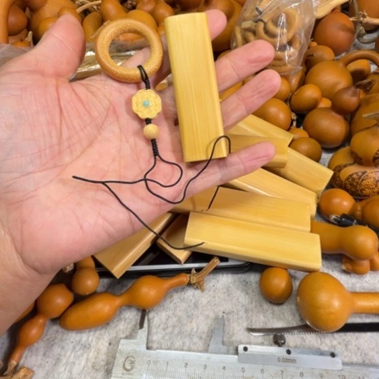 沈***末沉默的一根一根方烛一根方烛