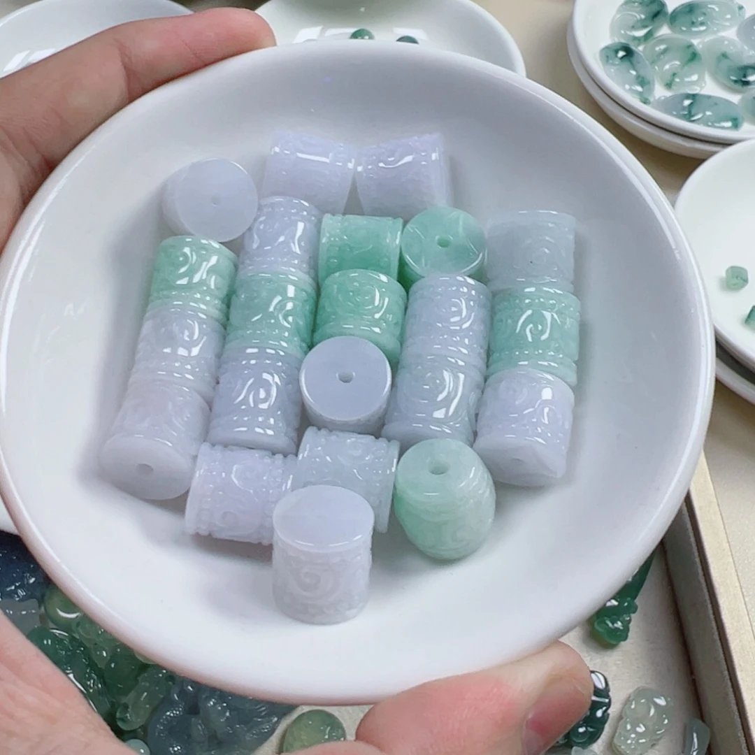翡翠散珠卡12+回纹桶珠一个可挑。多样性发货