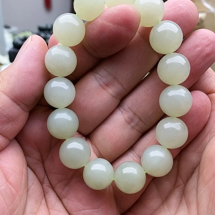 【闪购商品】未镶嵌手链和田玉14浅晴水