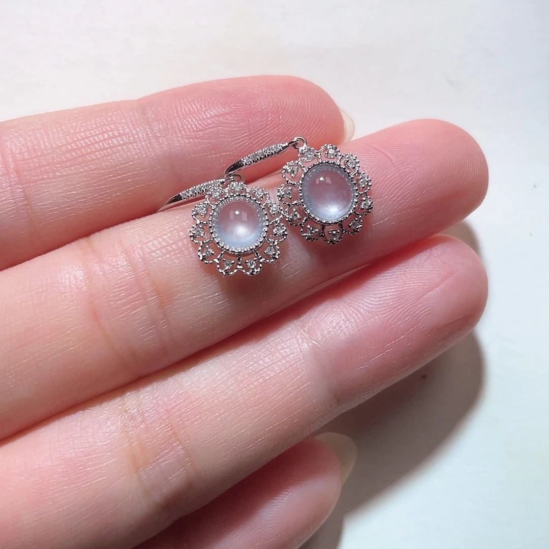 翡翠18K金镶嵌耳饰南非钻