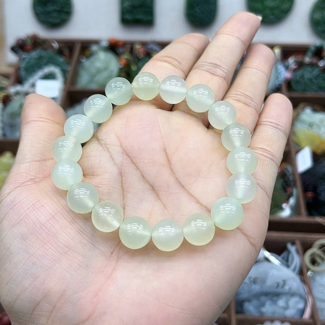 【闪购商品】蛇纹石玉未镶嵌颈饰