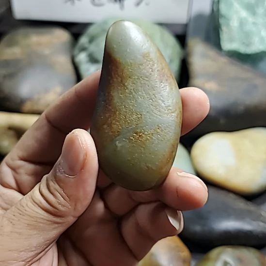未镶嵌和田玉（糖玉）挂件