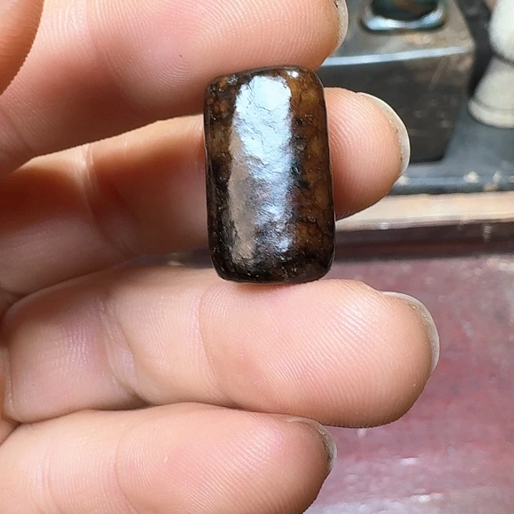 和田玉（糖玉）颈饰未镶嵌一*半