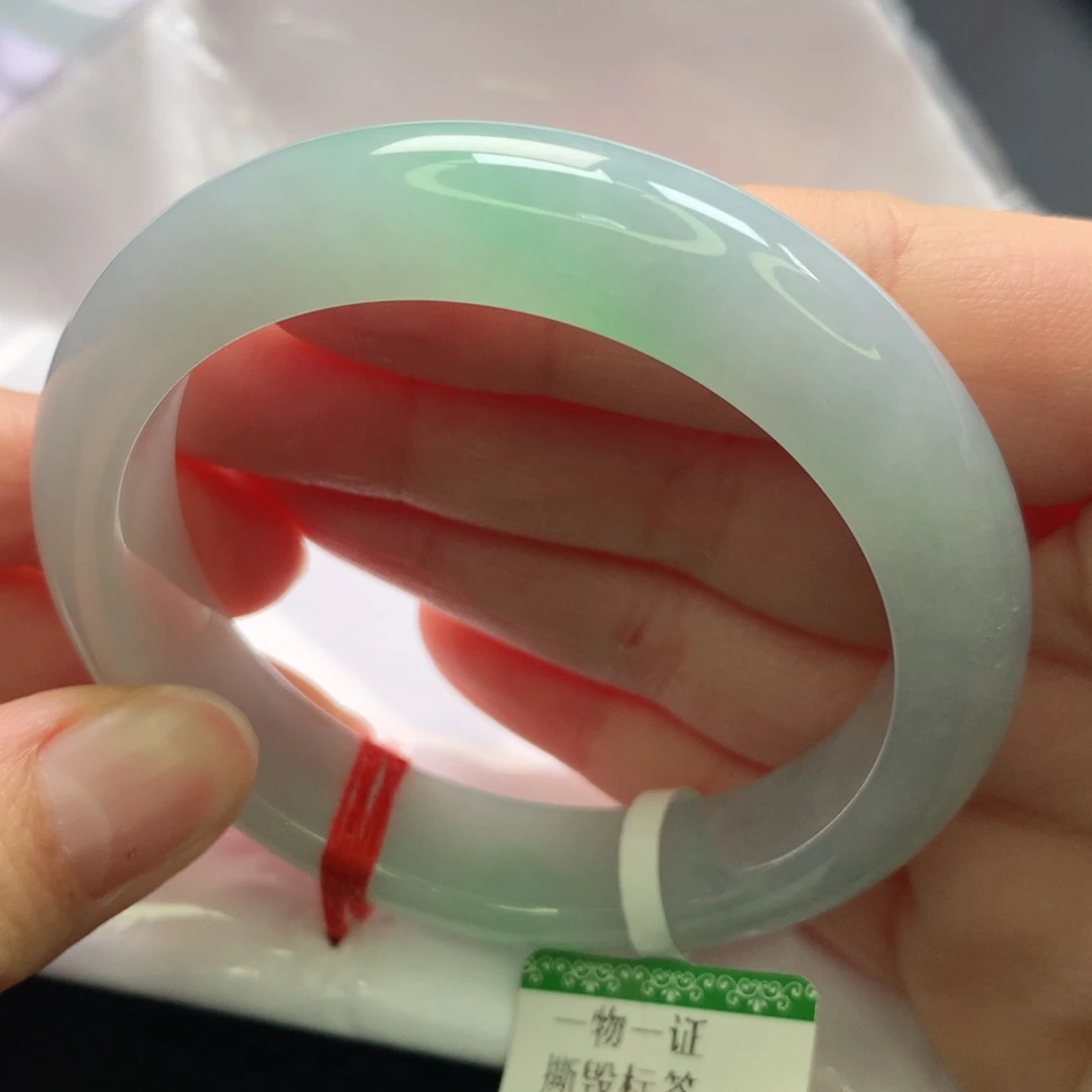 翡翠手镯未镶嵌5152圈