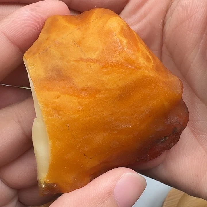 黎***二定制琥珀未镶嵌琥珀蜜蜡定制